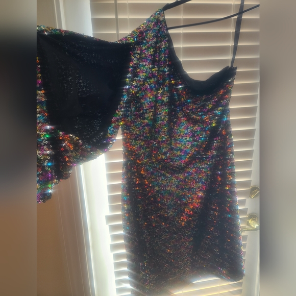 Party Dress - Picture 2 of 4